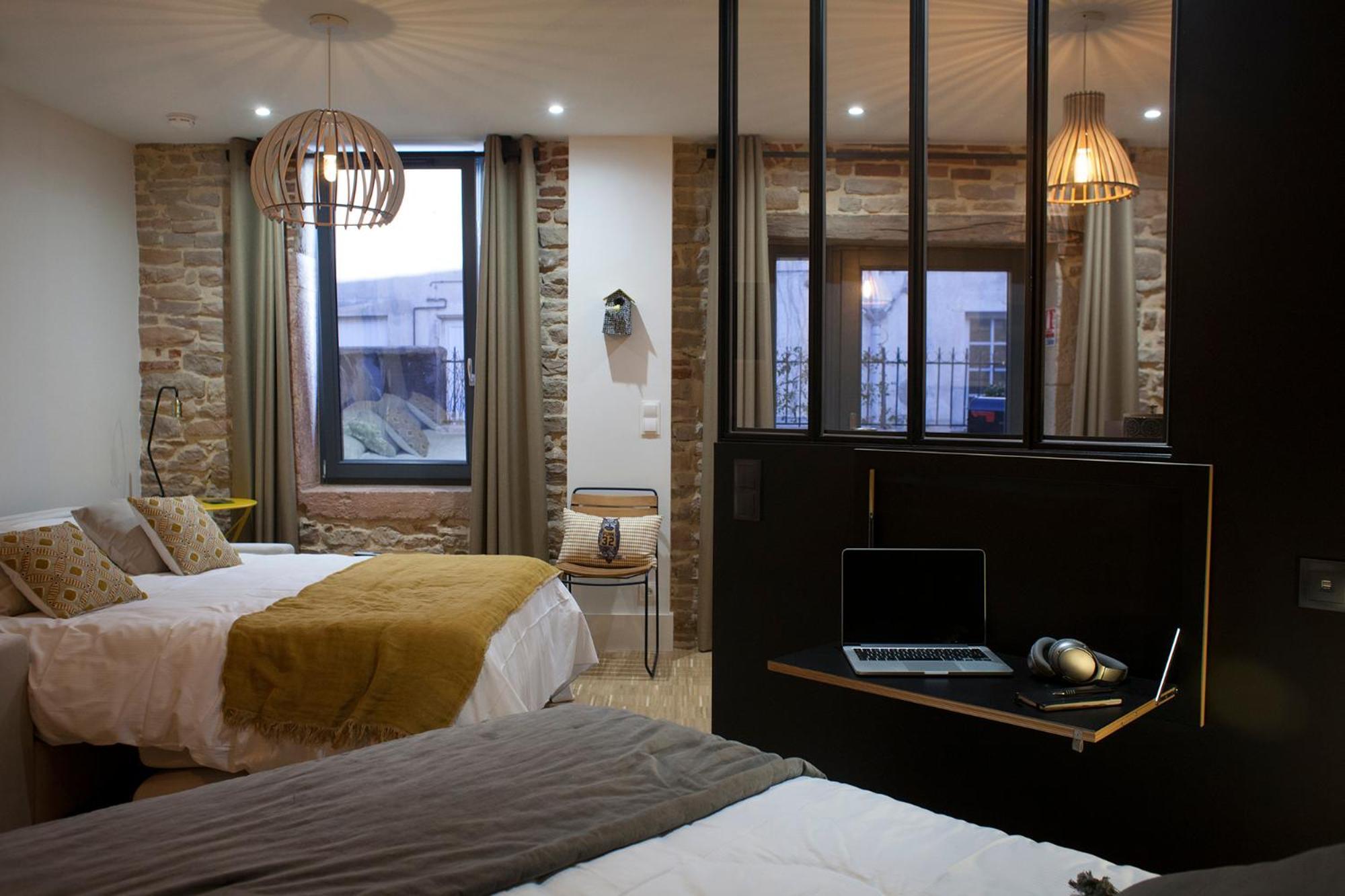 Appart Hotel Eugenie Louhans Phòng bức ảnh