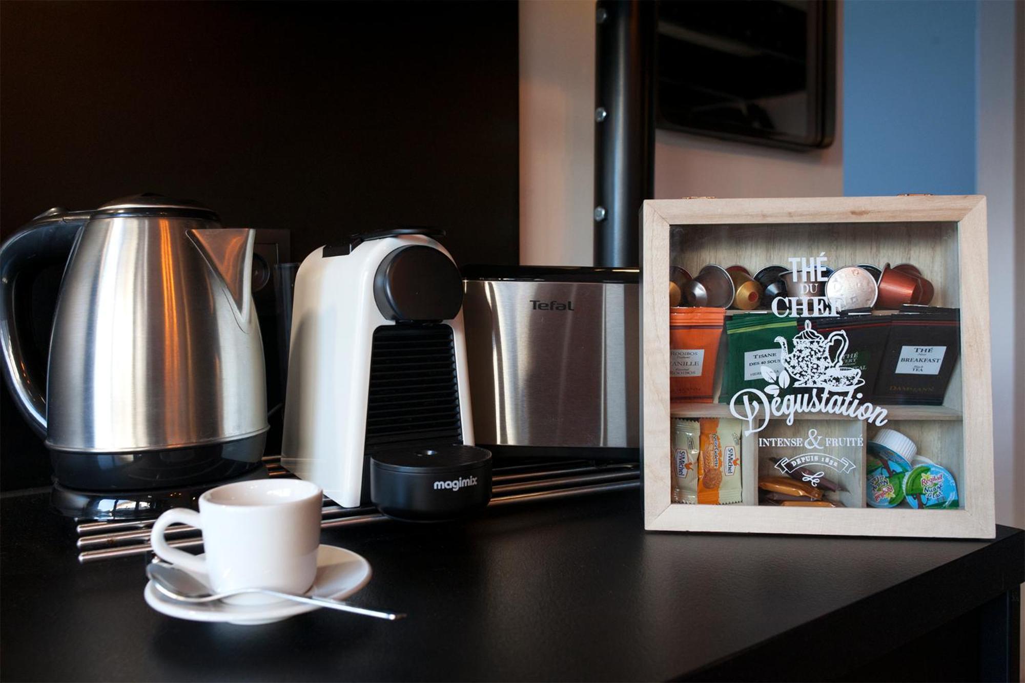 Appart Hotel Eugenie Louhans Phòng bức ảnh